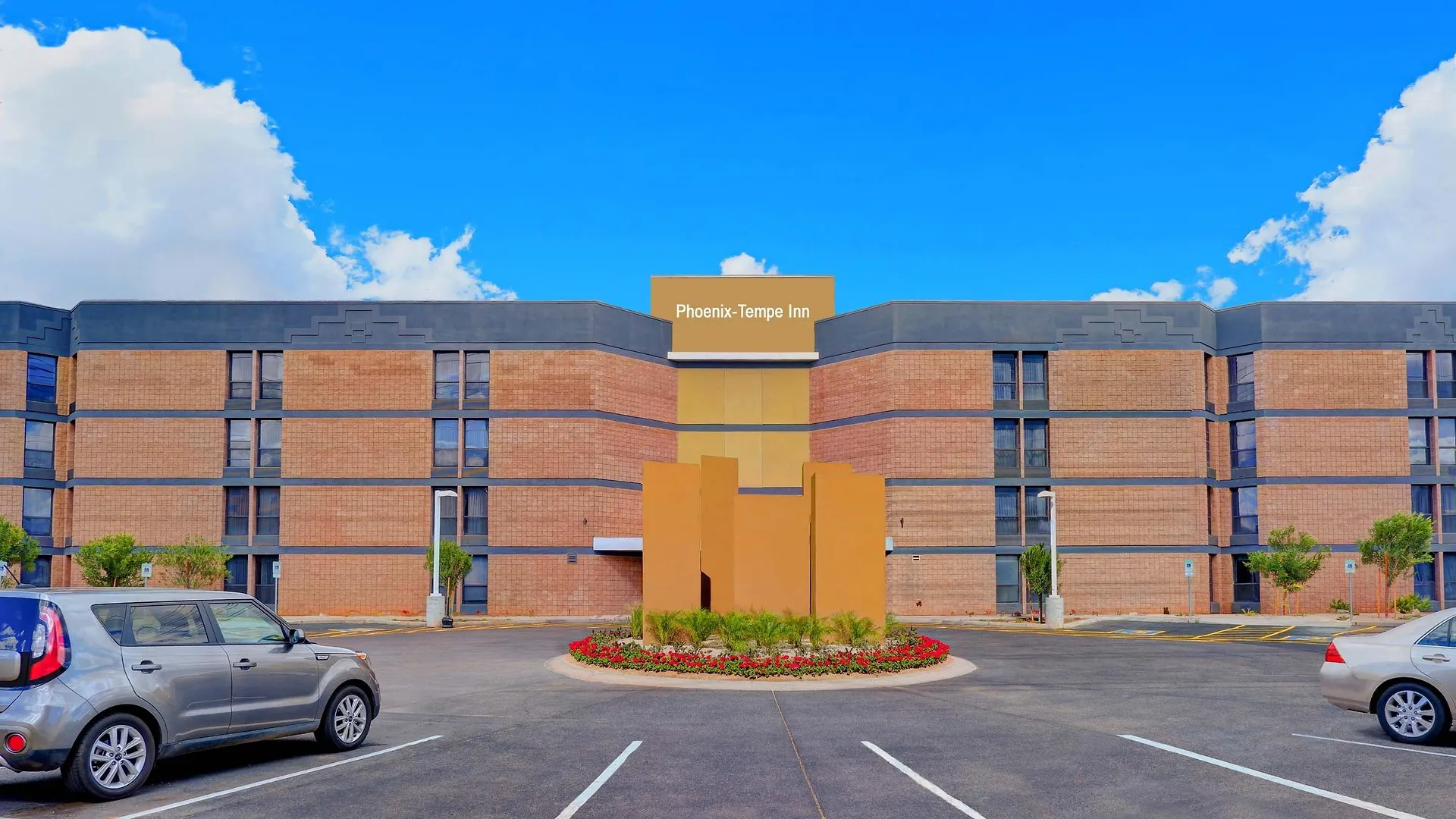 Holiday Inn Express & Suites Phoenix - Tempe By Ihg Hotel